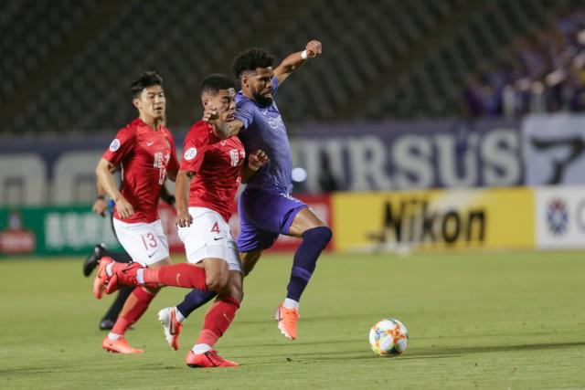 约基奇30+14+11掘金克尼克斯 独行侠大胜爵士